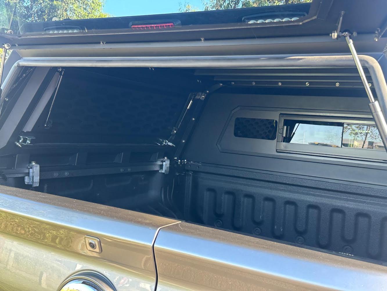 TRADESMAN D1 SOLID ALUMINIUM CANOPY Great Wall Cannon Alpha