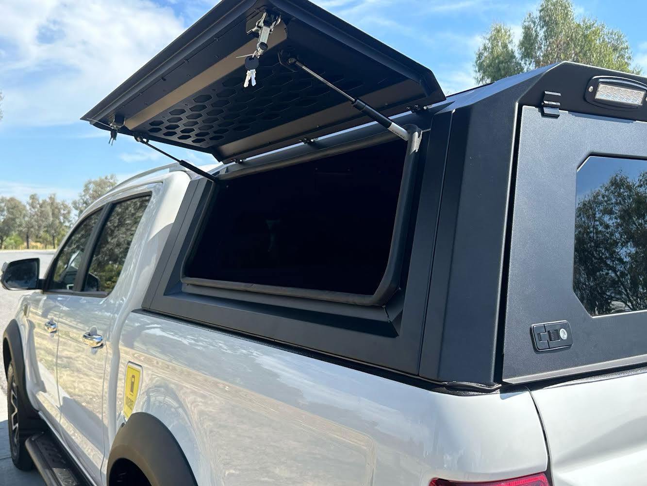 TRADESMAN D1 SOLID ALUMINIUM CANOPY Great Wall Cannon Alpha