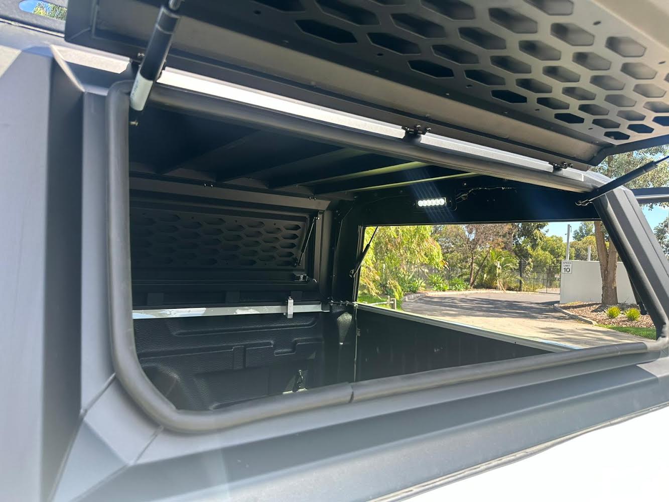 TRADESMAN D1 SOLID ALUMINIUM CANOPY Great Wall Cannon Alpha
