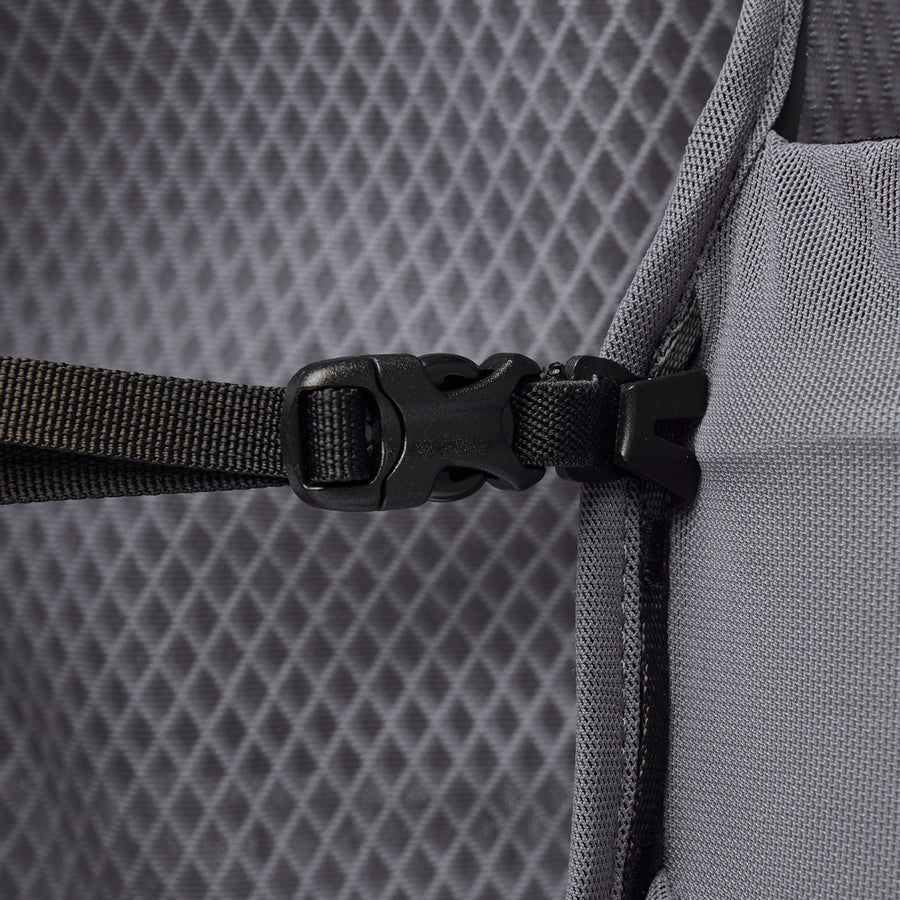 Distance 4 Hydration Vest - Carbon