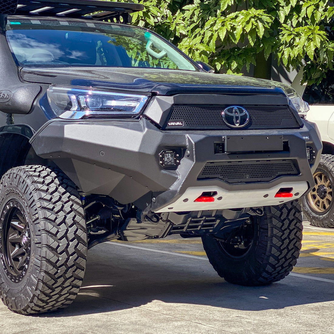 Aluminium Front Bumper Toyota Hilux 2021+