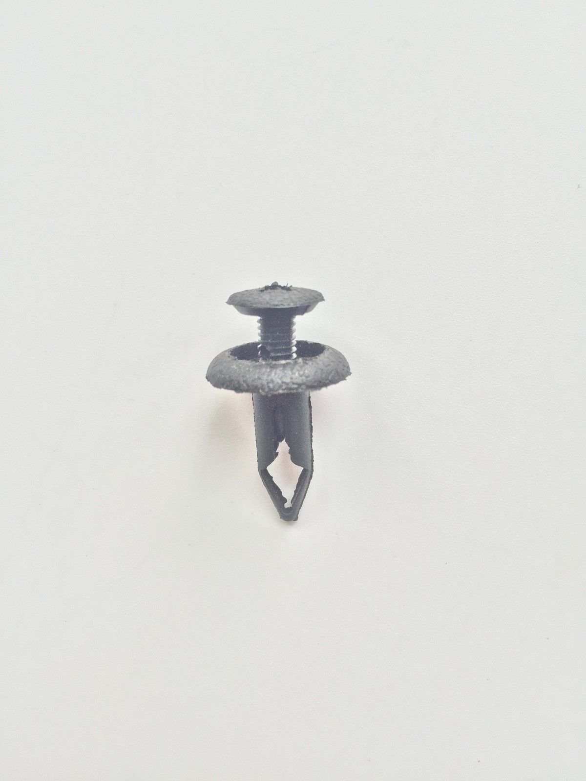 Plastic Retainer Clips Fit For Ford Falcon EF AU BA XR6 XR8 FPV G6E Turbo Falcon 50pcs