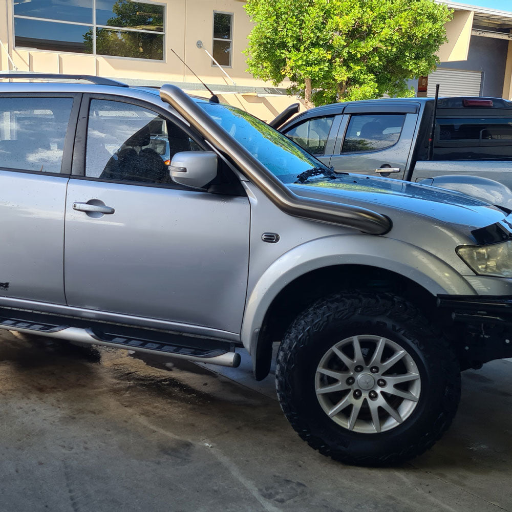 Mitsubishi Challenger 2.5L 4″ Stainless Steel Snorkel Kit