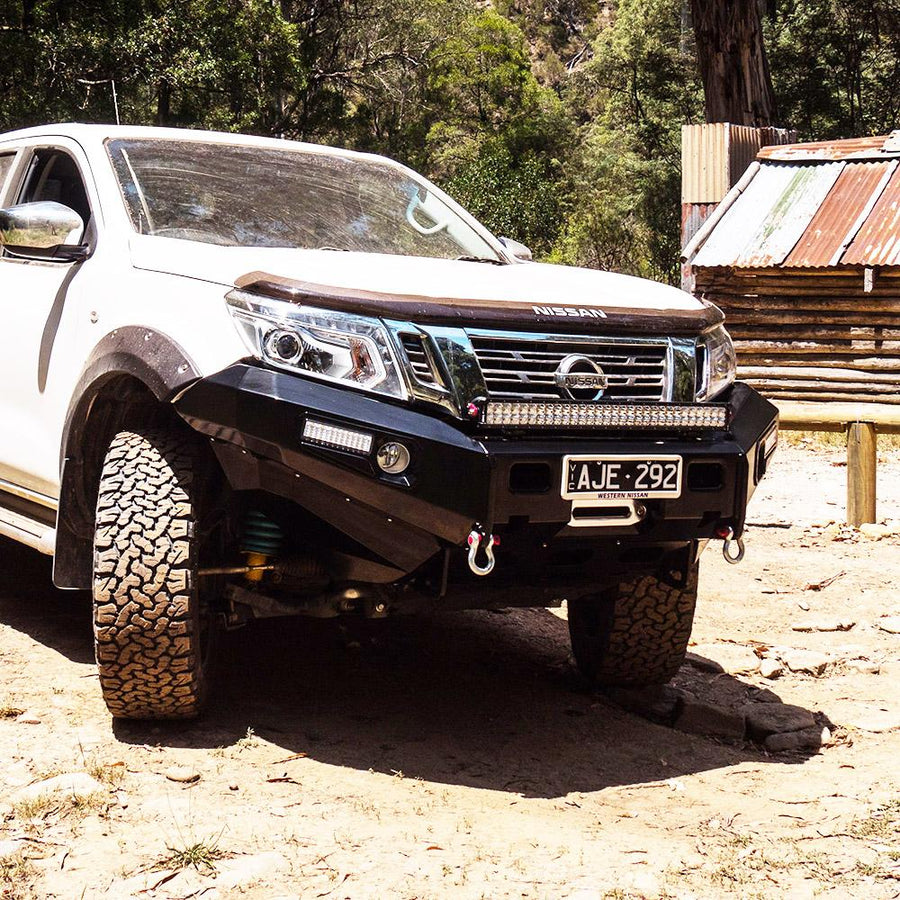 Jungle 4x4 NISSAN NAVARA NP300 BULLBAR