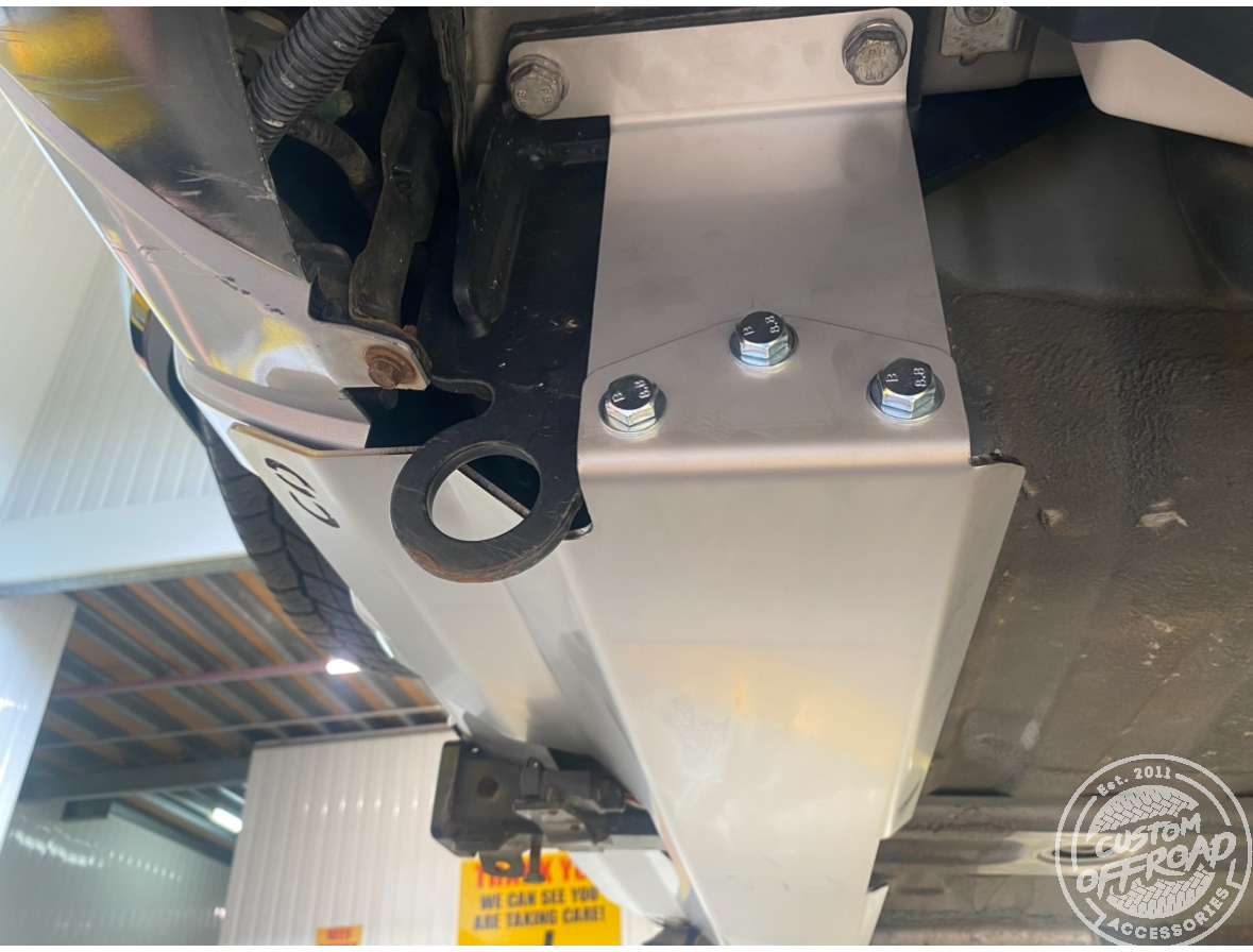 Mitsubishi Pajero Ns to NX Rear Bumper Guard 4mm Stainless