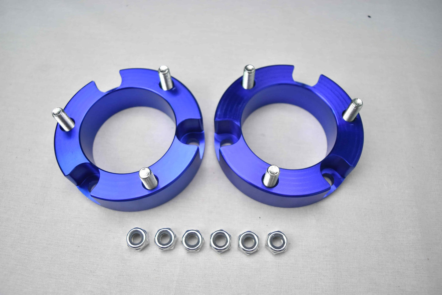 STRUT SPACERS 32MM FOR TOYOTA HILUX 2015-ON 4X4 4WD FRONT COIL STRUT SHOCK LIFT