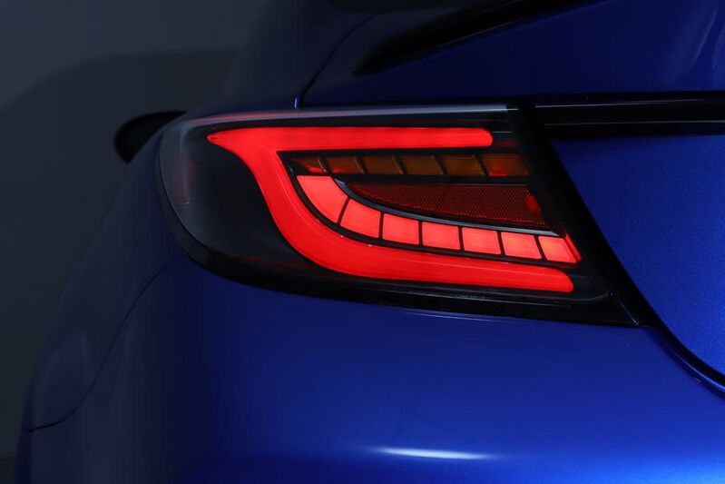 Black White Bar LED Dynamic Tail Lights Fit For Toyota 86 GR86 For Subaru BRZ 2022-2023