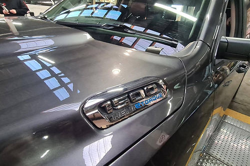 Dodge RAM 1500 DT 2019+ Bonnet Aerial UHF Bracket (aftermarket wiper) BB-040