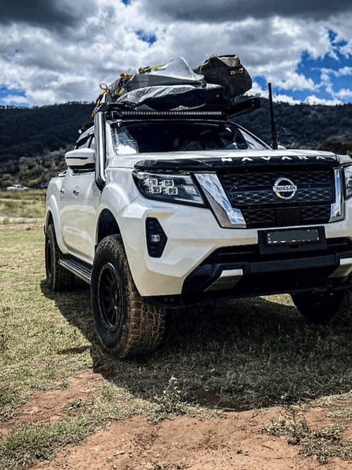 Nissan Navara NP300 2015-2022 Bonnet Bracket (With Struts) BB-002