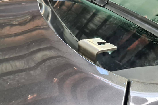 Dodge RAM 1500 DS (Fourth Gen) Bonnet Aerial UHF Bracket BB-042