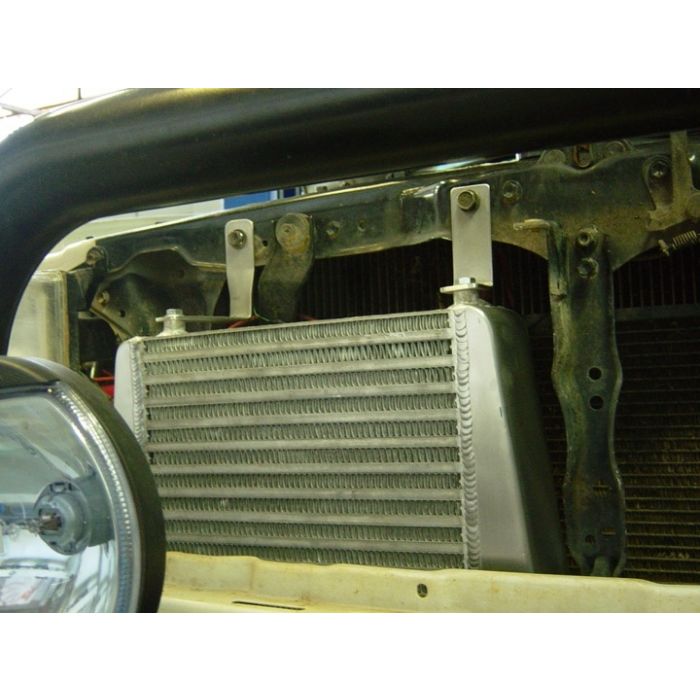 Toyota Landcruiser 100 Series Intercooler 1HZ Side