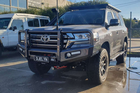 Jungle 4x4 TOYOTA LANDCRUISER 200 SERIES BULLBAR 2016+