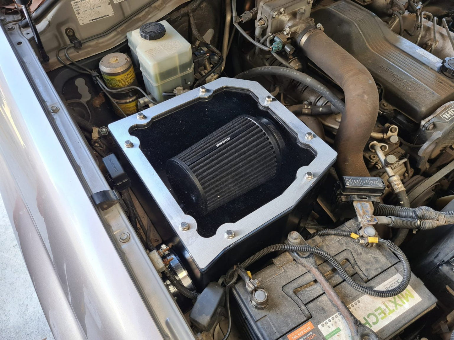 Toyota Landcruiser 100/105 Series 5″ Stainless Steel Snorkel/Airbox Kit