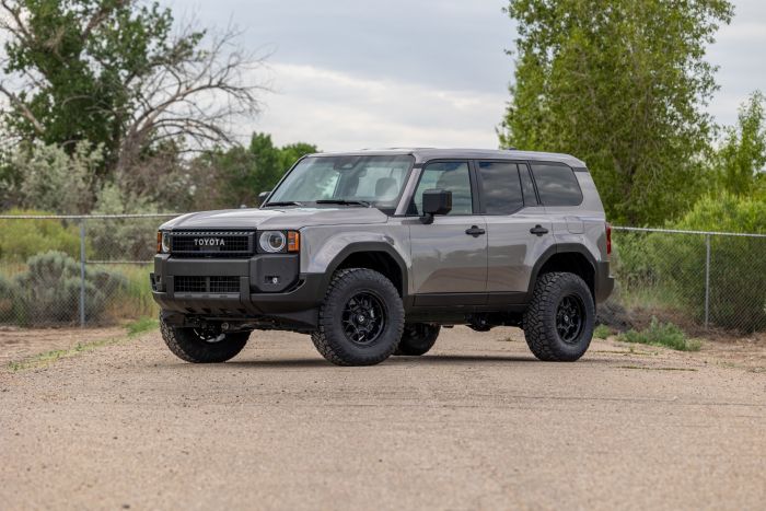 2.5'' SST Lift Kit - Toyota Land Cruiser And Lexus GX550 2024-2025
