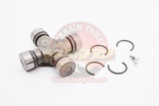 Universal Joint Front or Rear Internal Circlip Fit For Pajero Nb, Pajero Nc, Pajero Nd & Pajero Ne - Terrain Tamer MR377128