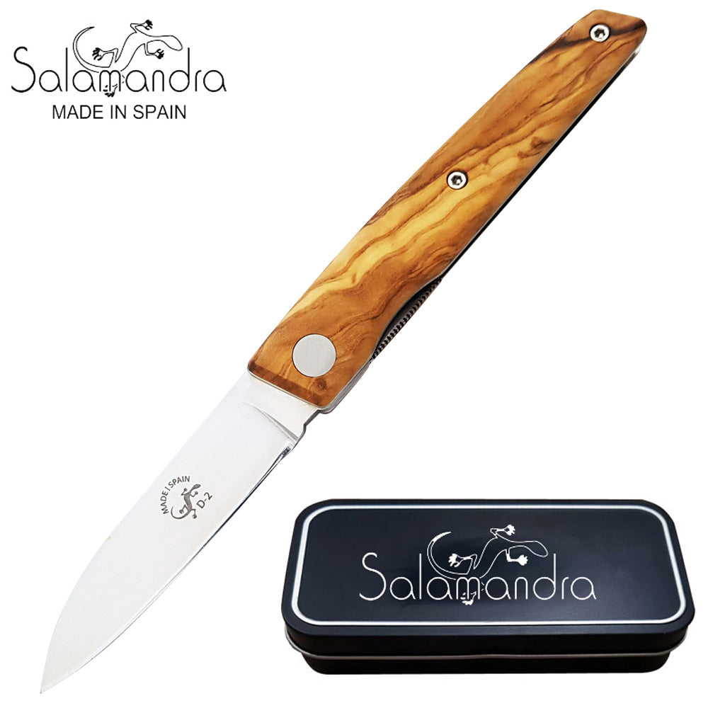 Salmandra Artemis Olive Wood D2 Pocket Knife