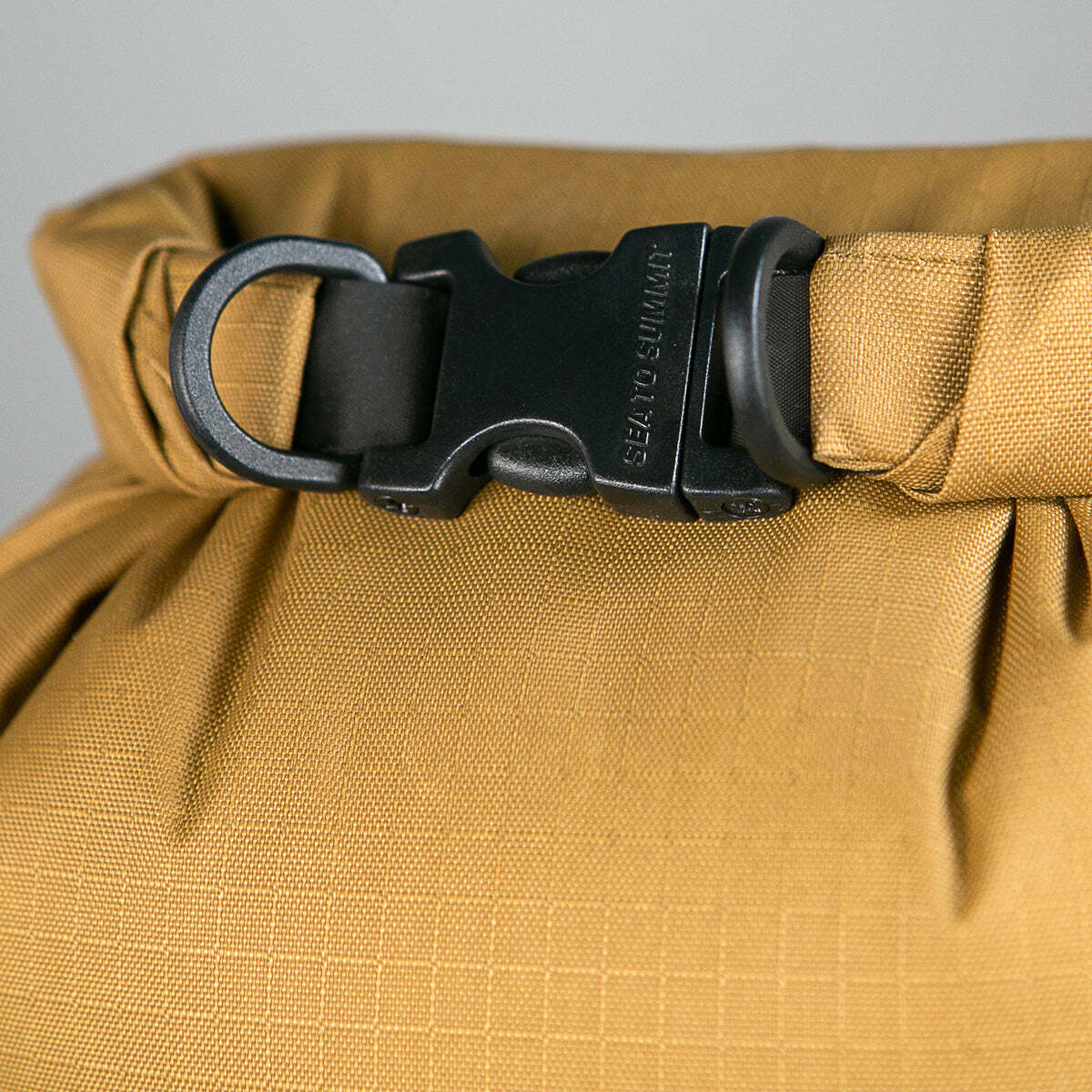 Big River Dry Bag - 20L Dull Gold