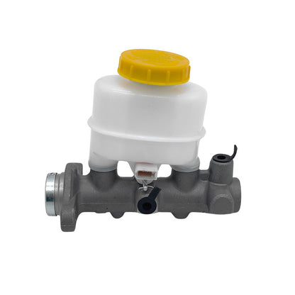 1 x Brake Master Cylinder Fit For Nissan Navara D22 2.4L KA24DE TD27 QD32E 1997-2000