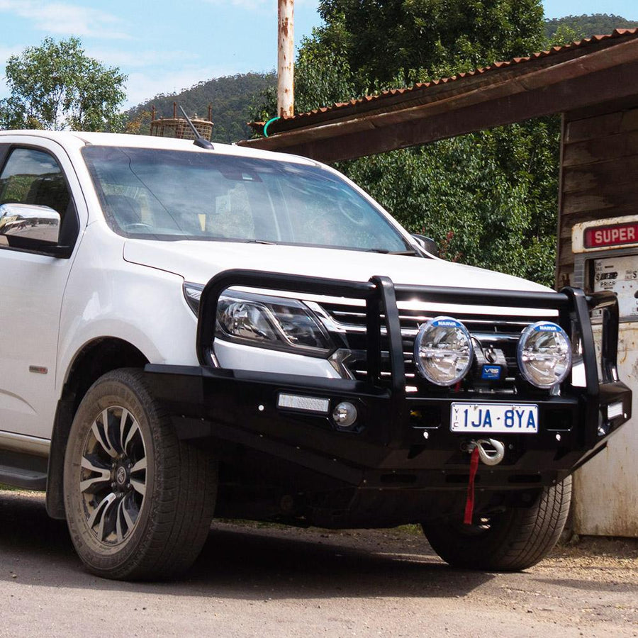 Jungle 4x4 BULL BAR HOLDEN COLORADO 2016+