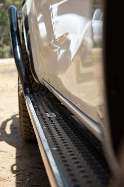 Jungle 4x4 SIDE STEPS ISUZU D-MAX 2020+ PJ405-DMAX20