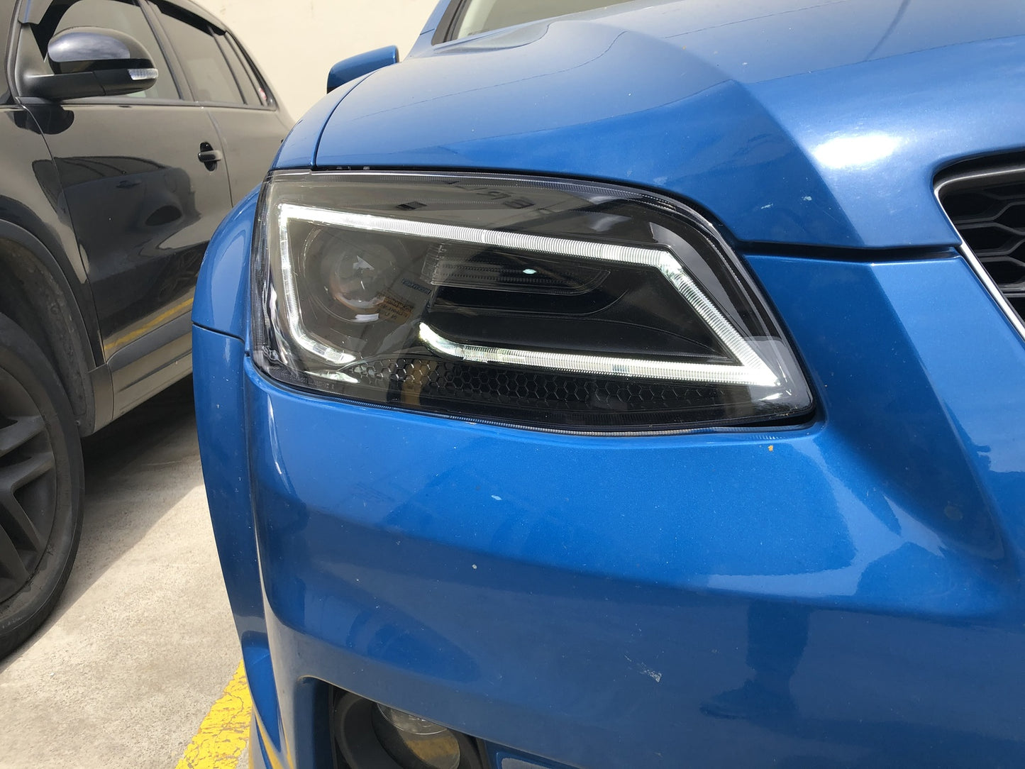 Black LED Headlights Sequential Blinker Fit For Holden VE Commodore Series 1 & 2 Without Globe