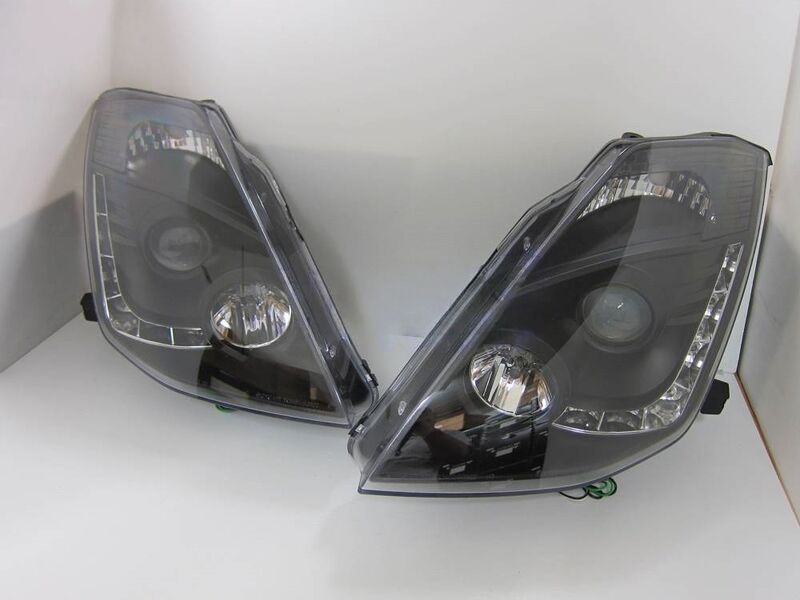 DRL LED Black Projector Headlights Fit For Nissan 350Z Z33 Fairlady Halogen Type 2003-2005