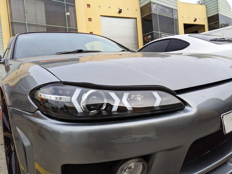Black LED 3D DRL Projector Headlights & LED Indicators Fit For Nissan S15 200sx Silvia 1999-2002