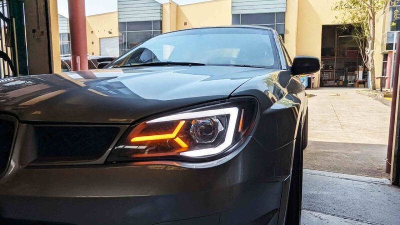 Black LED 3D DRL Sequential Projector Headlights Fit For Subaru Impreza WRX Hawkeye GD 2005-2007