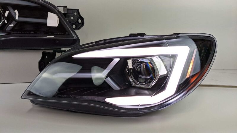 Black LED 3D DRL Sequential Projector Headlights Fit For Subaru Impreza WRX Hawkeye GD 2005-2007