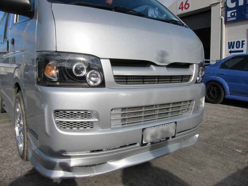 Black CCFL Angel Eyes Projector Headlights Fit For Toyota Hiace Van 2004-2010