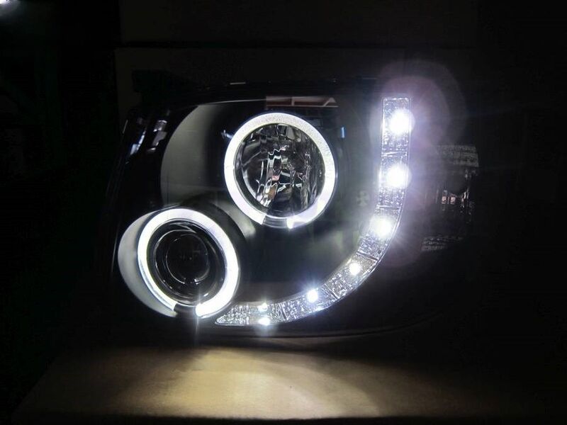 Black CCFL DRL Projector Headlights Fit For Toyota Hiace Van 2011-2014