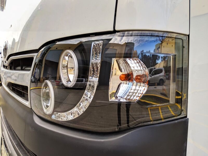 Black CCFL DRL Projector Headlights Fit For Toyota Hiace Van 2011-2014