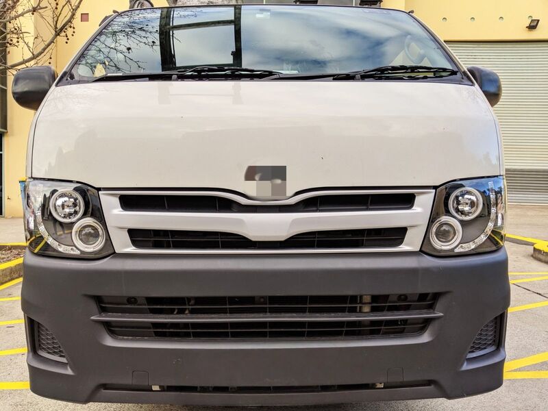 Black CCFL DRL Projector Headlights Fit For Toyota Hiace Van 2011-2014