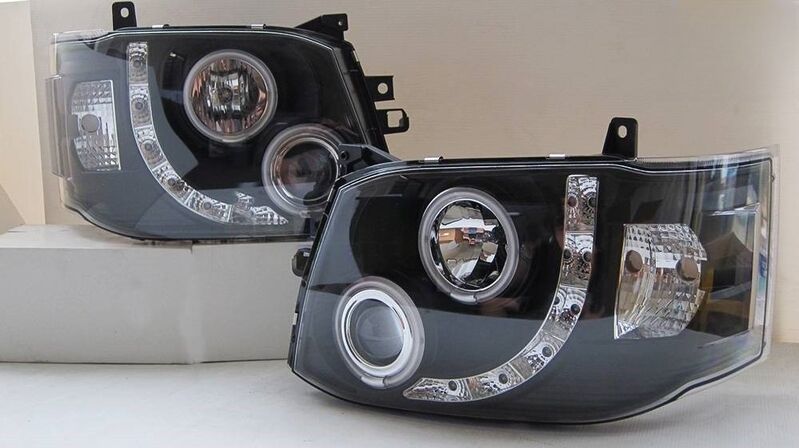 Black CCFL DRL Projector Headlights Fit For Toyota Hiace Van 2011-2014