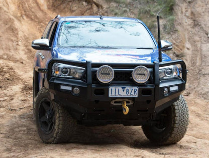 Jungle 4x4 BULL BAR TOYOTA HILUX REVO 2015+