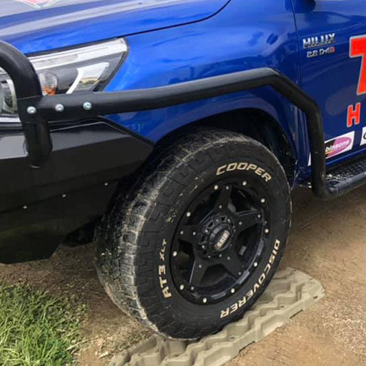 Jungle 4x4 SIDE RAILS TOYOTA HILUX REVO 2015+ PJ505-REVO15