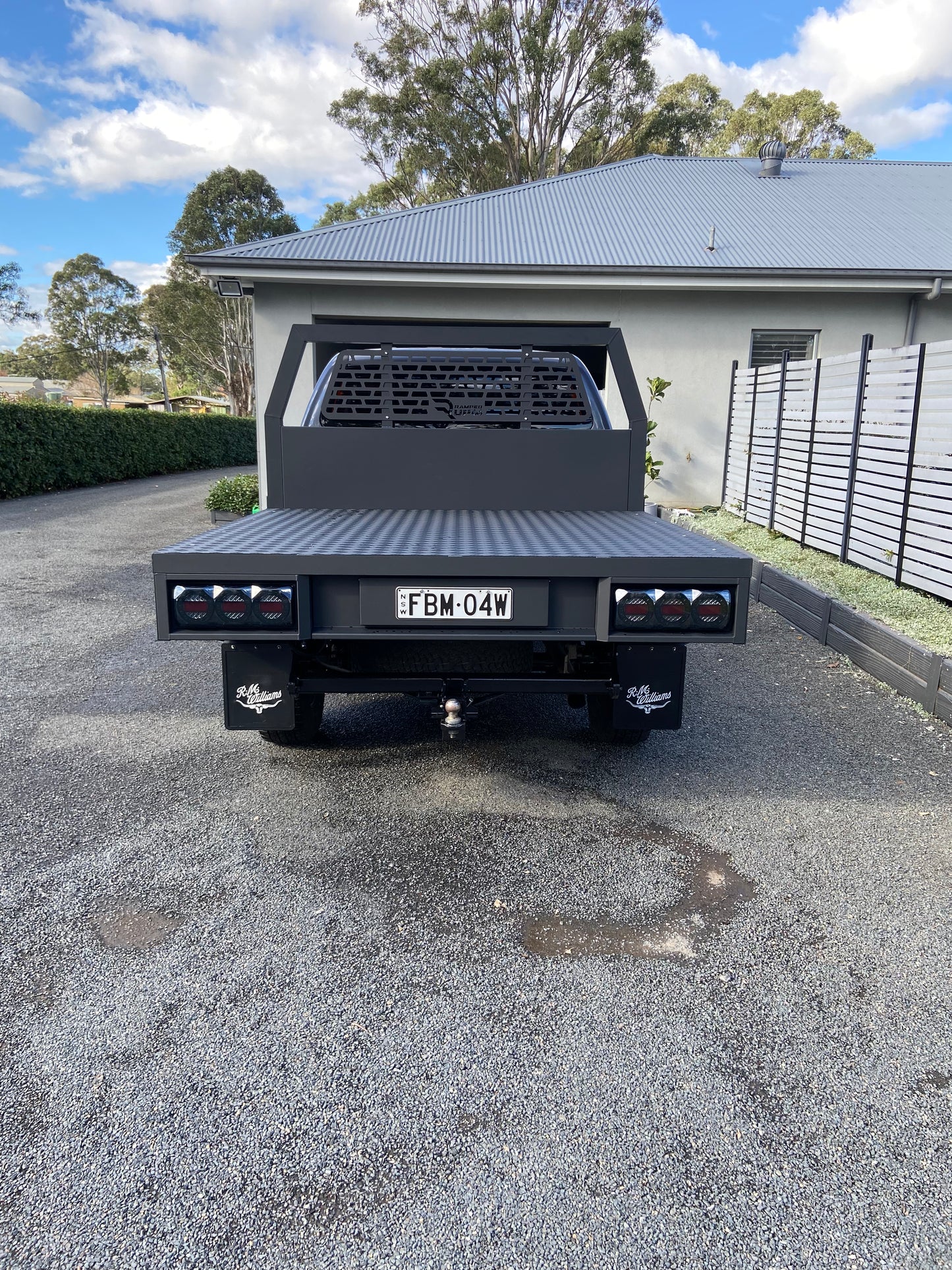 RAMPED UP 4X4 COMPLETE ALUMINIUM 1800mm TRAY WITH 1700mm Trundle (MATT BLACK)