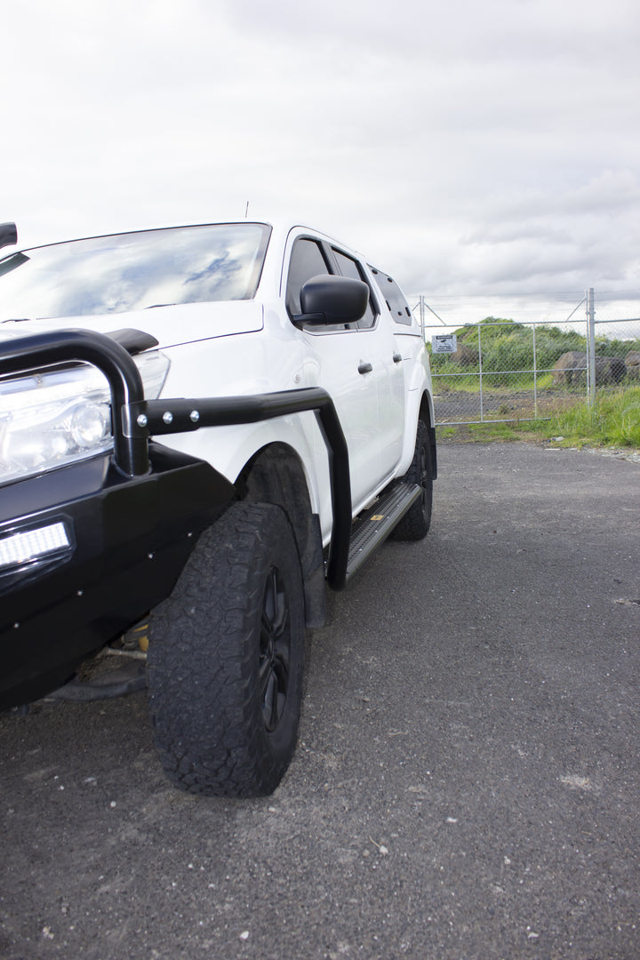 Jungle 4x4 SIDE RAILS NISSAN NAVARA NP300 PJ505-NAV15