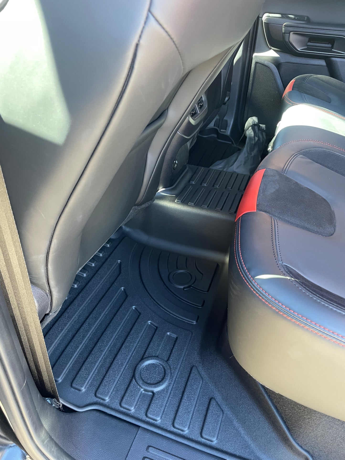 Ford Ranger PX1 PX2 PX3 3D Moulded Floor Mats(front and rear)