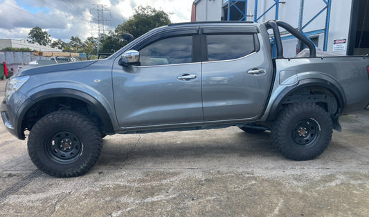 NISSAN NAVARA NP300 2015-2020  FENDER FLARES