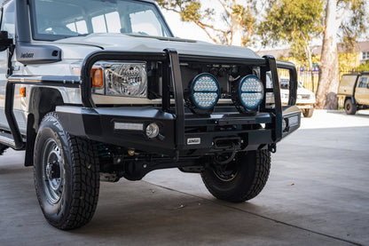 Jungle 4x4 BULL BAR TOYOTA LANDCRUISER TROOP CARRIER