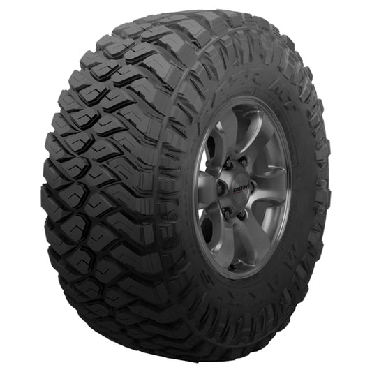 LT285/70R17 121/118Q 10PR RAZR MT772 Maxxis