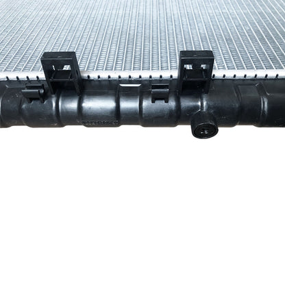 Radiator Plastic Tank Fit For Kia Carnival VQ 2.7L G6EA Manual 2006-2011 253104D800 253104D830
