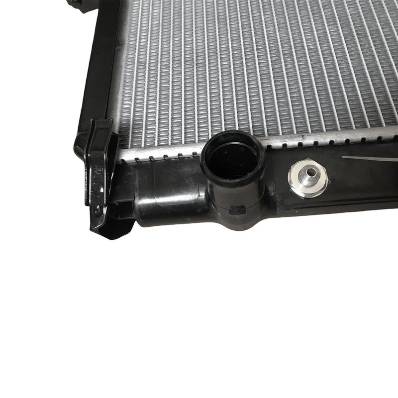 Aluminum Core Plastic Tank Radiator 36MM With Cap Fit For Nissan Navara D40 D22 Pathfinder R51 2.5L YD25 2005-ON 21460EB70A