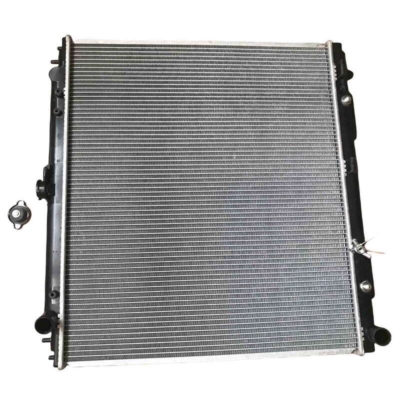 Aluminum Core Plastic Tank Radiator 26MM With Cap Fit For Nissan Navara D40 2.5L YD25DDTI 2005-2015 21460EB30A