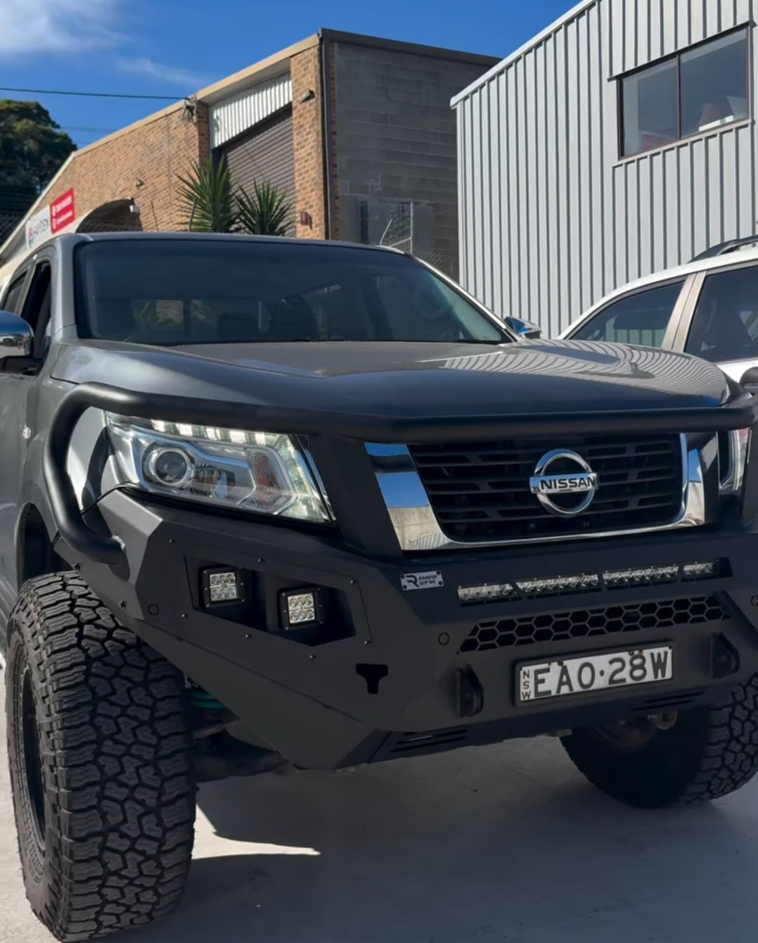 NP300 NISSAN NAVARA 2015-2020 Front Bar Full Hoop Bull Bar - RAMPED UP 4X4