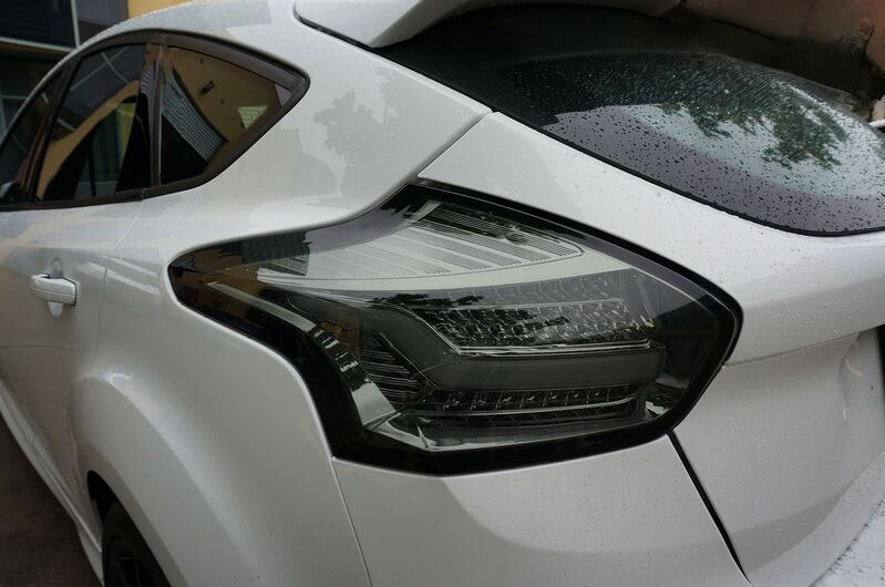 Smoke Full LED 3D Light Bar Tail Lights Fit For Ford Focus LZ 2015-2018