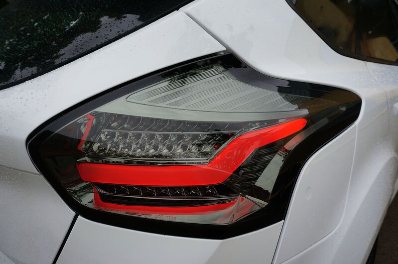 Smoke Full LED 3D Light Bar Tail Lights Fit For Ford Focus LZ 2015-2018