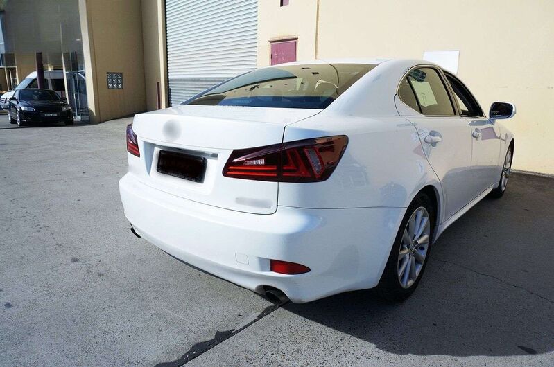 Clear Red LED Light Bar Tail Lights Fit For Lexus ISF IS250 IS350 2005-2013
