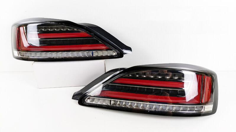 Black Fiber Sequential LED Tail Lights Fit For Nissan 200SX S15 Silvia Spec R 1999-2002